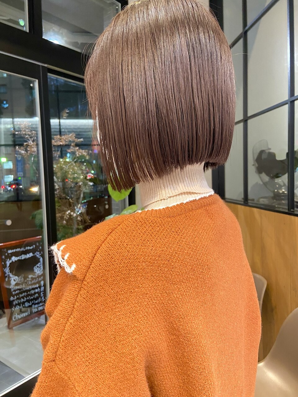 2026年秋】ぷつっとボブの髪型・ヘアアレンジ｜人気順｜ホットペッパー
