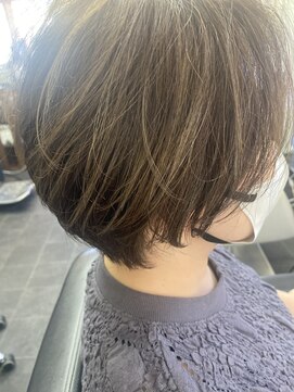 ピックアップ(Pick UP) 大人ハンサムショート オリーブグレージュ