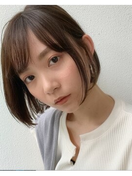 ラヴィズム(LUVISM) 10代20代30代ダブルカラー/ミニボブ/ブリーチ新潟万代