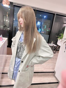 リシェイル(RICHAIR) ブリーチで作るミルクティーグレー