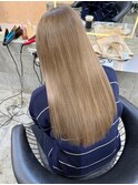 【Lond表参道yui】1ブリーチでつくるミルクティーグレージュ