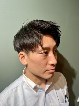 スタンドバーバー 柏(STAND BARBER) スペインカール/スパイキーショート/ブルーブラック/柏