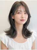 オリーブアッシュかきあげバングくびれミディ上尾20代30代40代