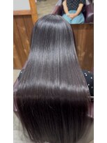 美容室 アーク&nbsp;アイロンなしで艶々ストレートにするなら、至極の縮毛矯正