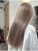 髪質改善ハイライト透明感ミルクティーベージュストレート