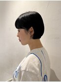 ショートボブ