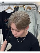 ステラ(STELLA)&nbsp;メンズ/ミルクティーベージュ/センターパート/ダブルカラー