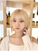 いつでも人気◎ブリーチボブレイヤーで透明感カラー