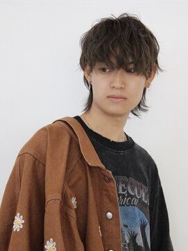 ロアー ヘアー マチルダ 千葉店(RAWR hair MATILDA) 【RAWR】毛先のハネが魅せる、クールなウルフでイメチェン