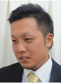 襟足少し残しのベリーショート