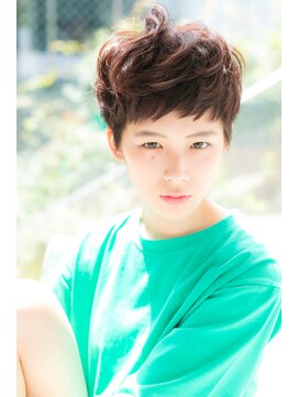 ディフィーノ 青山(DIFINO) 35歳からのブリティッシュショート×オシャレな空気感