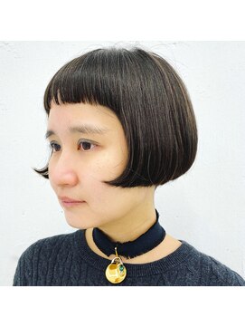 クク(QUQU) コンパクトショートボブ