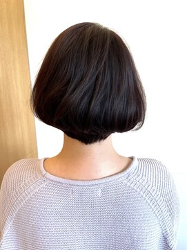 ヘアーウニール(Hair Unir) 大人の前下がりショートボブ