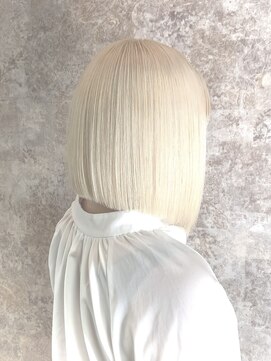 ゴリラビスケッツ(GORILLA BISCUITS) ホワイトブロンド［桜木町/横浜/みなとみらい］