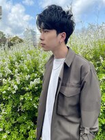 ロミーオム 本厚木(ROMMY. Homme)&nbsp;ショート　メンズショートセンターパートアップバング