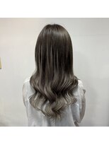 フツーロ 栄(FUTURO)&nbsp;プルエクステ