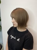 ステア ケース(stair case)&nbsp;外ハネ韓国ボブ　前髪あり　顔まわりカット