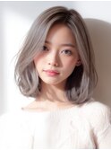 ハイトーングレージュ×リバースボブ