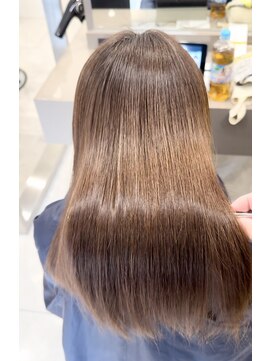 ハルキミナトジャパン オオミヤ(HARUKI MINATO Japan OMIYA) 縮毛矯正