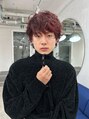 ヘン(hen) ボルドーカラーニュアンスパーマ