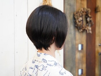 楽流頭 オブヘアー(of hair)の写真/一人ひとりに似合う色味をご提案！アデイクシーカラーで艶を出し赤みを抑えるヘアカラー◎