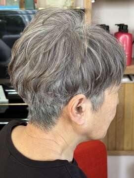 アオソラ美容室(AOSOLA) ショート白髪ぼかし