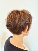 ふんわり束感ショートハイライトカラー