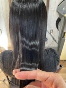ヘアーアンドネイル ガレージ(GARAGE)の写真/【HAIR&NAIL GARAGE】では髪に優しい薬剤をそろえています…☆似合うスタイルをご提案♪お任せください◎