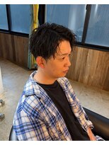ビハインドザカーテン(BEHIND THE CURTAIN)&nbsp;【根元が伸びてきたパーマを活かす】メンズショートスタイル