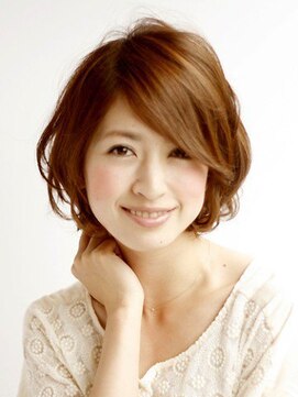 ヴェアリ 鷺沼(var y) ニュアンスミディ☆