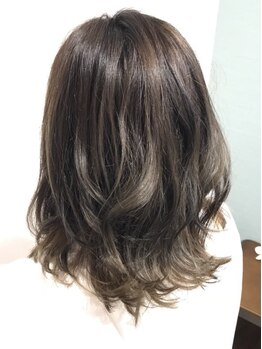 ヘアーハウス オハナ(Hair house Ohana)の写真/最新トレンドの[イノアカラー]を導入☆独特な香りもなく"美しい艶×うっとりするような質感"が手に入ります