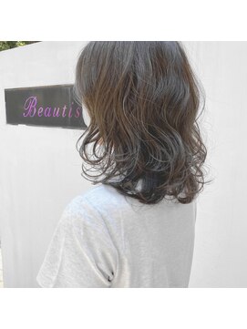 ビューティズム エルム(Beautism Elm) ミディアム華やかパーマ