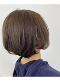 オリーブベージュ