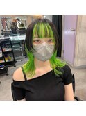 ウルフカット×黄緑インナーカラー