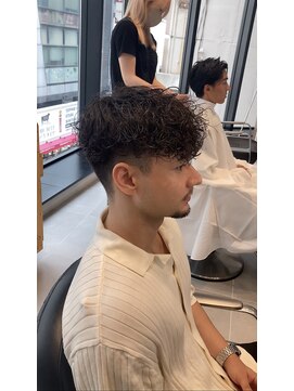 グルーマーズトウキョウ 渋谷店(GROOMER/S TOKYO) スペインカール