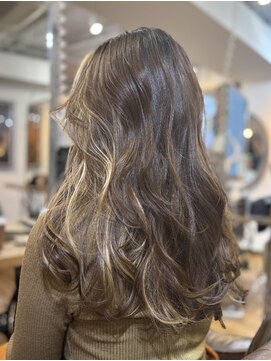 ワン エイティー ディグリース 恵比寿(180°One Eighty Degrees.) 海外ヘア／外国人風ヘア／ハイライト／ブリーチ