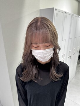 ピヨン 心斎橋(piLLon) グレージュ/くびれ巻き/アッシュカラー