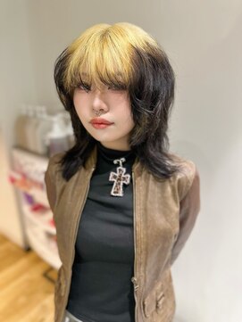 ノラ ウメダ(NORA UMEDA) 【chiaki】ブロンドルーツカラーハイトーンデザインカラーy2k