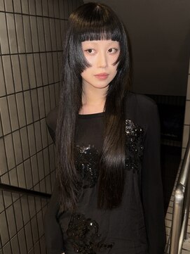 アイヴァン(AIVAN) ロングレイヤー・レイヤーカット・ダークカラー・髪質改善　lll