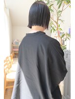 ニコ ヘアー(nico hair) イヤリングカラーのミニボブ