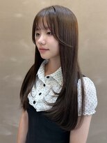 ネモネ バイ ミリー 梅田茶屋町(nemone by milly)&nbsp;レイヤーカット×オリーブベージュ