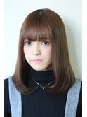 前髪長めのツヤボブ