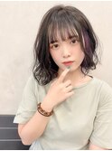 暗髪×切りっぱなし外ハネでラフなこなれ感を♪
