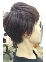 テラ(Terra) 前下がりショートレイヤー