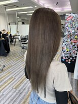 アフューズバイストゥー(Vfuse by StueW) 透明感グレージュ◎