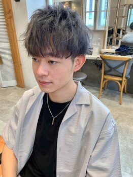 ルチア ヘアクリア 新大阪店(Lucia hair clear)の写真/【年中無休/21時まで営業♪新大阪駅5分】トレンドもビジネスヘアもお任せあれ◇眉カット付きクーポンも◎