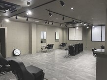 リベル(libel.)の雰囲気（シャンプー台はフラットになるのでリラックスしていただけます。）