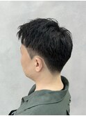 すっきり清潔感！アップバングショート