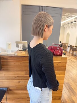 ヨハク 大阪梅田中崎町(yohaku) ハイトーン切りっぱなしボブ