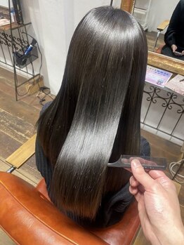 髪にお悩み女性必見【TOKIOストレート】☆美髪の秘密はノーベル賞受賞成分を配合したTOKIOの毛髪修復力♪